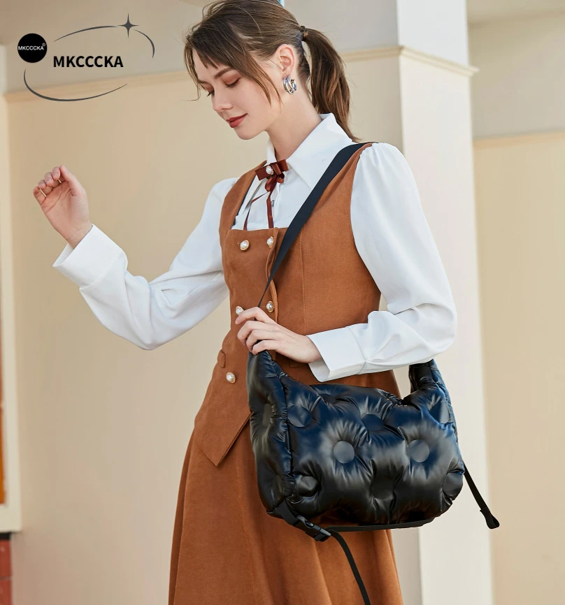 

Winter new Large Capacity Shoulder Bag for Women Waterproof Nylon Bags Space Pad Cotton Feather Down Bag Large Bag with Shoulder