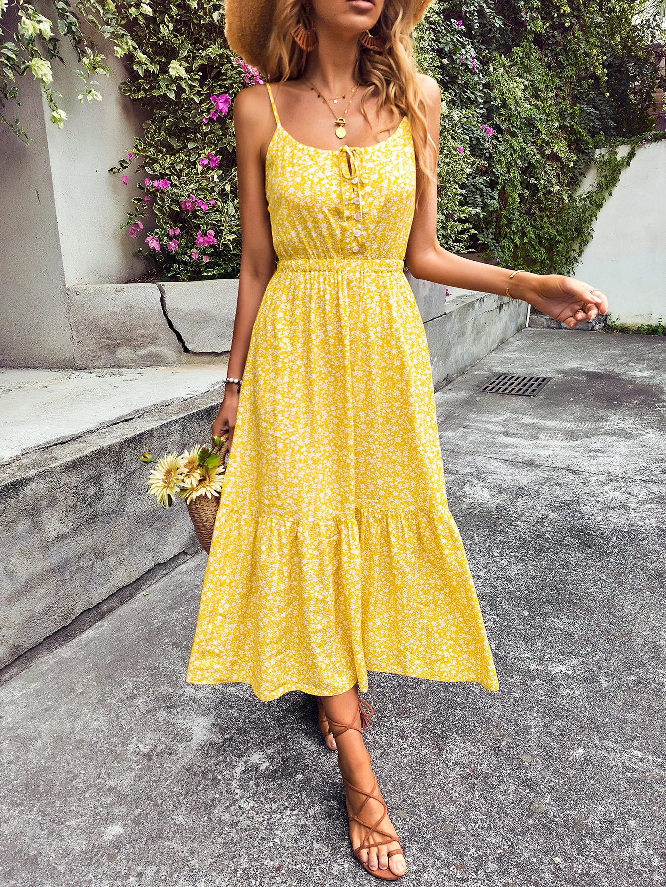 

Женские летние платья GAOVOT на бретелях-спагетти, цветочные сарафаны в стиле бохо, повседневное пляжное платье без рукавов с цветочным рисунк...