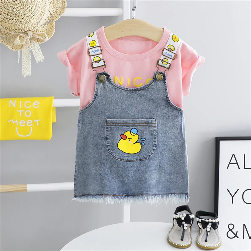 

Комплекты одежды для маленьких девочек, летняя футболка с коротким рукавом и шортами для младенцев, джинсовое платье с мультяшным рисунком, костюм из 2 предметов, детская одежда, Детские наряды