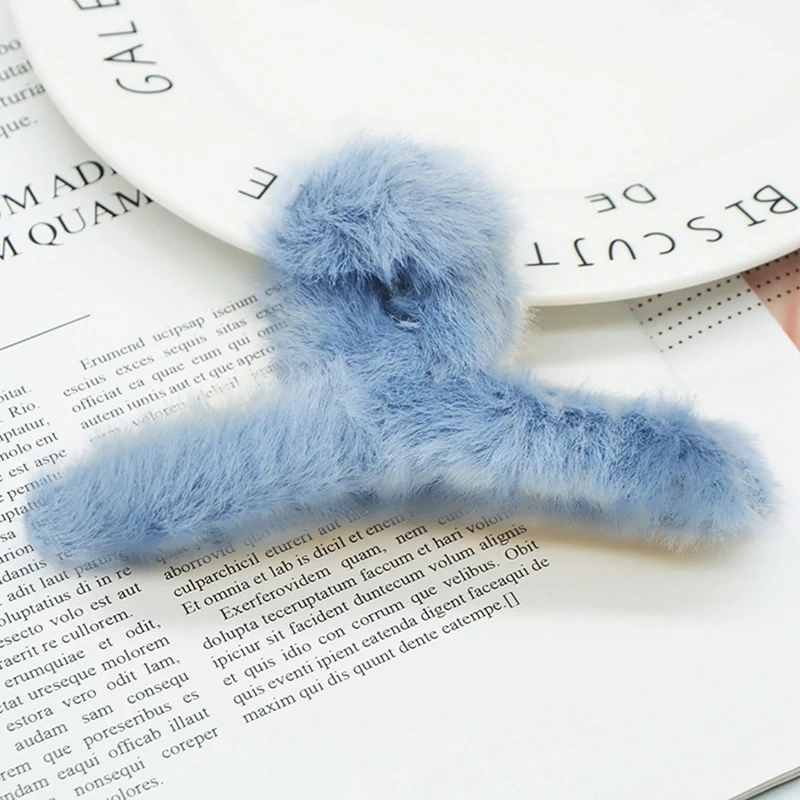 

Korean Plush Hair Clip Faux Fur Hair Claws Combs Autumn Winter Hairpins Barrette Fashion Women Hairgrips Hair Accessories