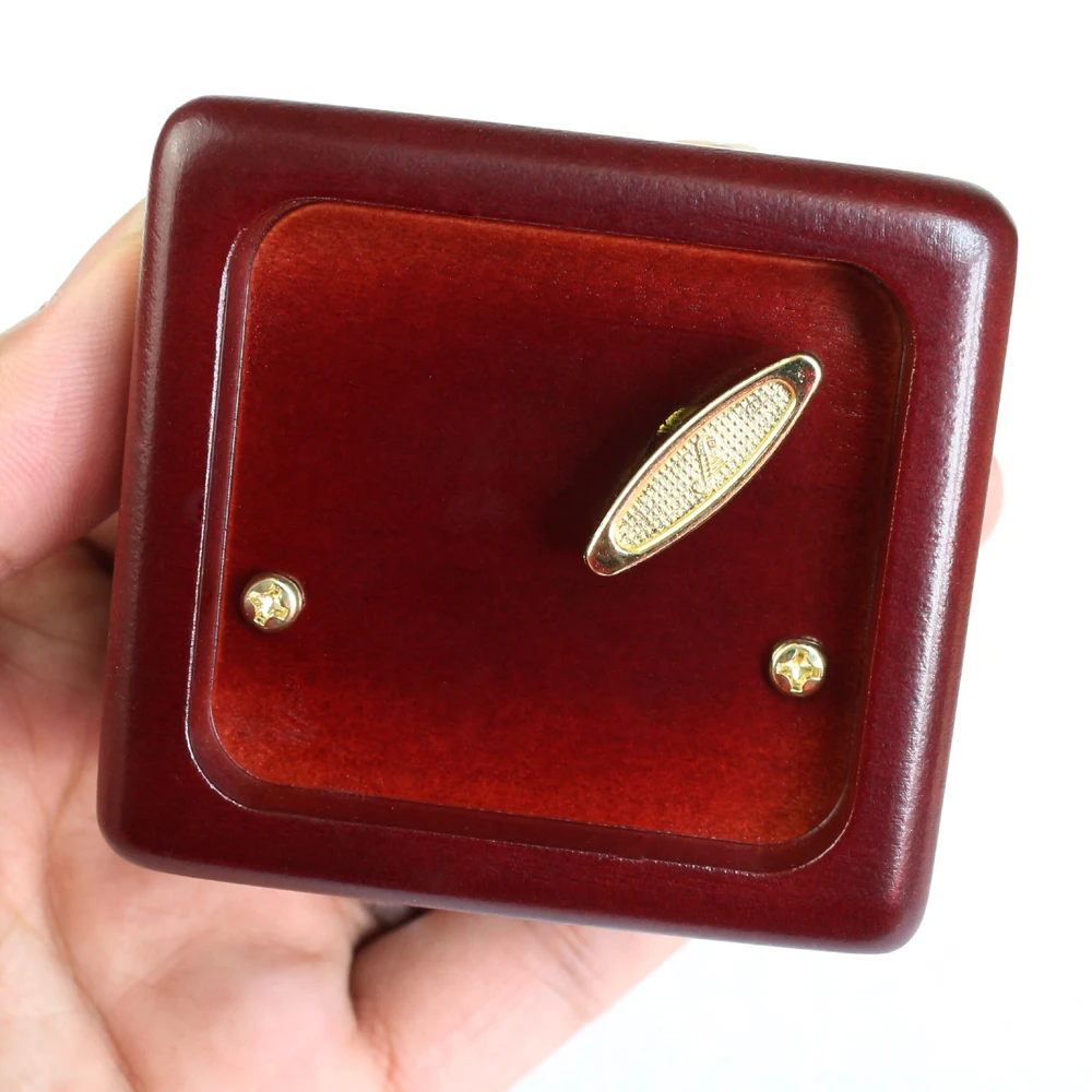 Rosiking деревянная декоративная музыкальная шкатулка бордового цвета (песня