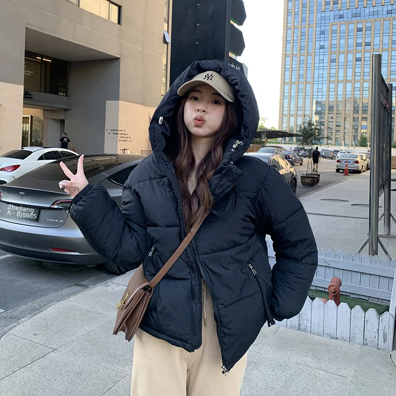 Утолщенное свободное утягивающее пальто с капюшоном на хлопковой подкладке для