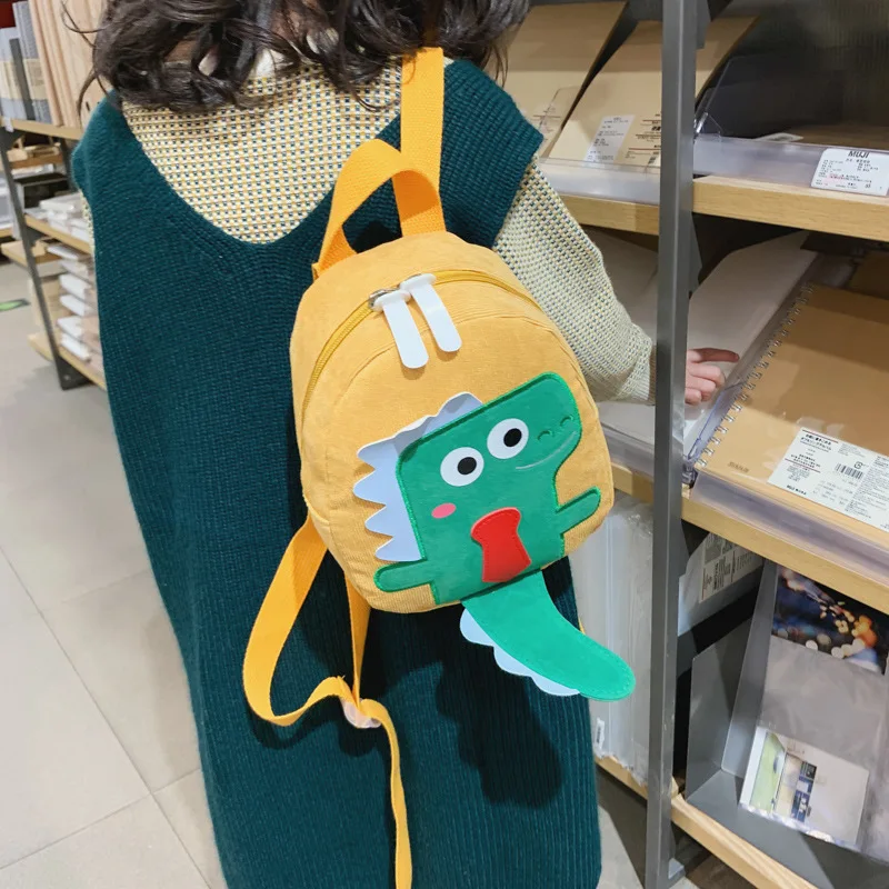 2022 New Dinosaur Children Small Backpacks Fashion Boys Girls School Bags In Kindergarten Kids Cute Snack Gift Bag All-match Hot