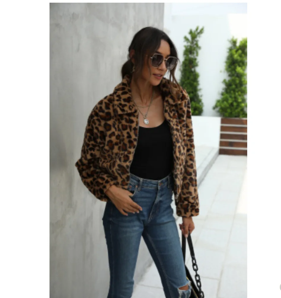 Women's Fur Jacket Leopard Print Printing Lapel Plush Loose Slimming and Short Coat Female Faux Fur Coat