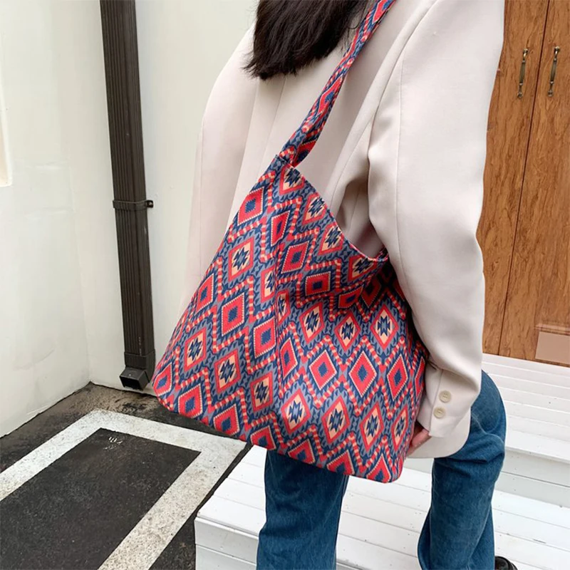 

Japanese Canvas Shoulder Bag Bohemian Women's Large-capacity Shopping Bag Literary Retro Print Handbag