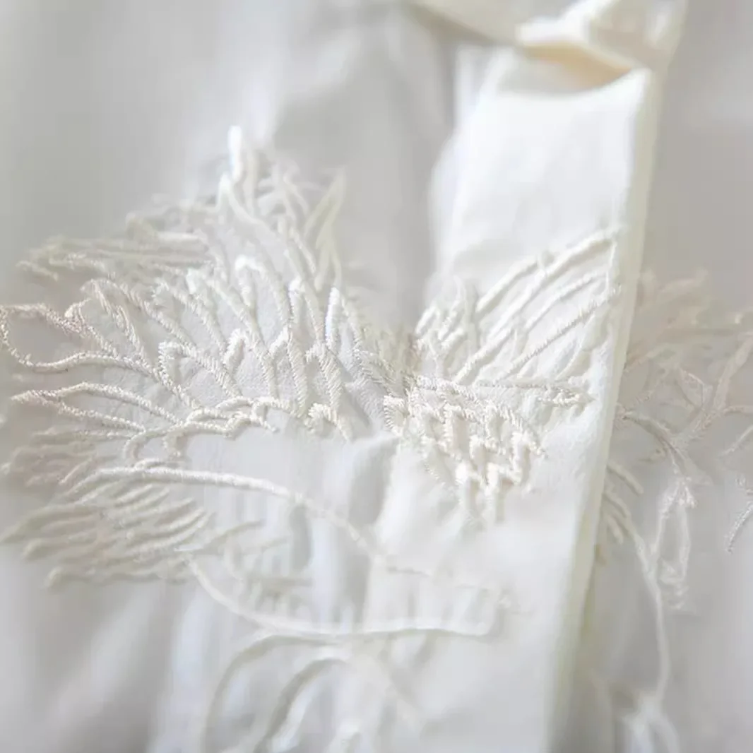 Элегантный шифоновый воротник-стойка с длинными рукавами и вышивкой