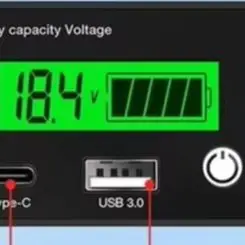 Фото Зеленый ЖК-тестер емкости аккумуляторов DC8-30В с разъемом и USB-портом для измерения напряжения кислотных, тройных литиевых и литий-железо-фосфатных элементов №1