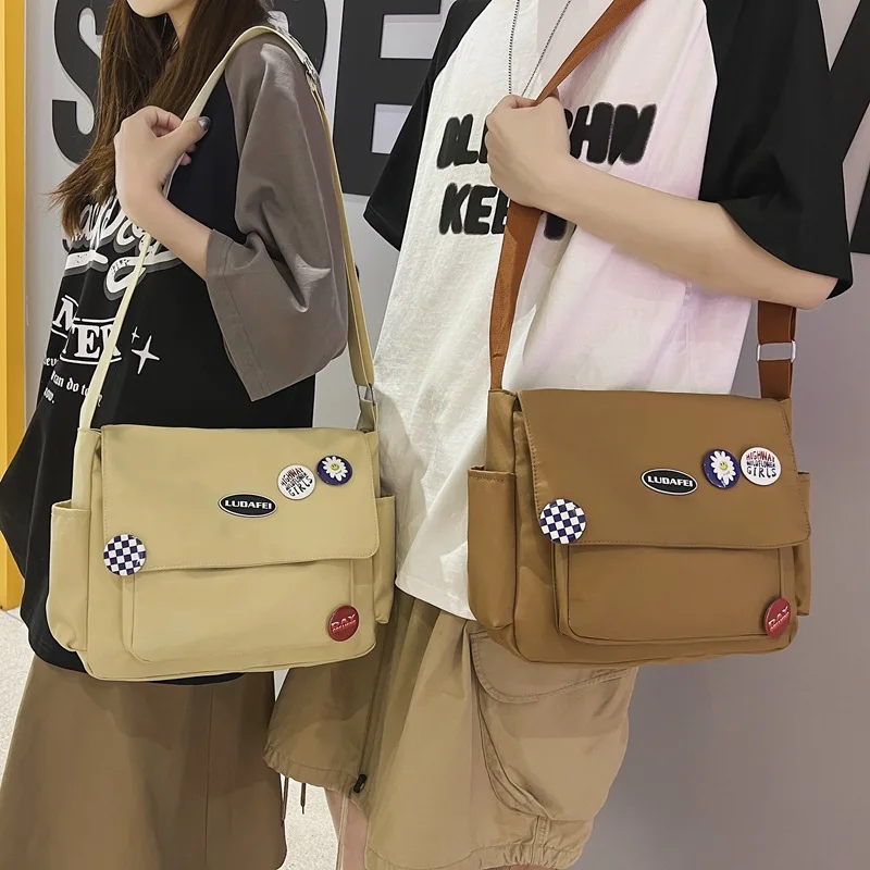 

Solid Color Nylon Crossbody Bag 2023 New Autumn Large Capacity Student Teenager Schoolbags Neutral Multi Pocket Messenger Bag