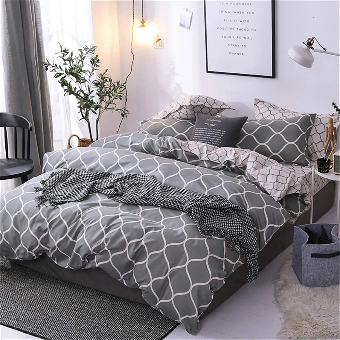 

Duvet Cover Set Bedding Set Premium Microfiber Grid Pattern on Comforter Cover 1 Duvet Cover 2 Pillowcases with Zipper Closure