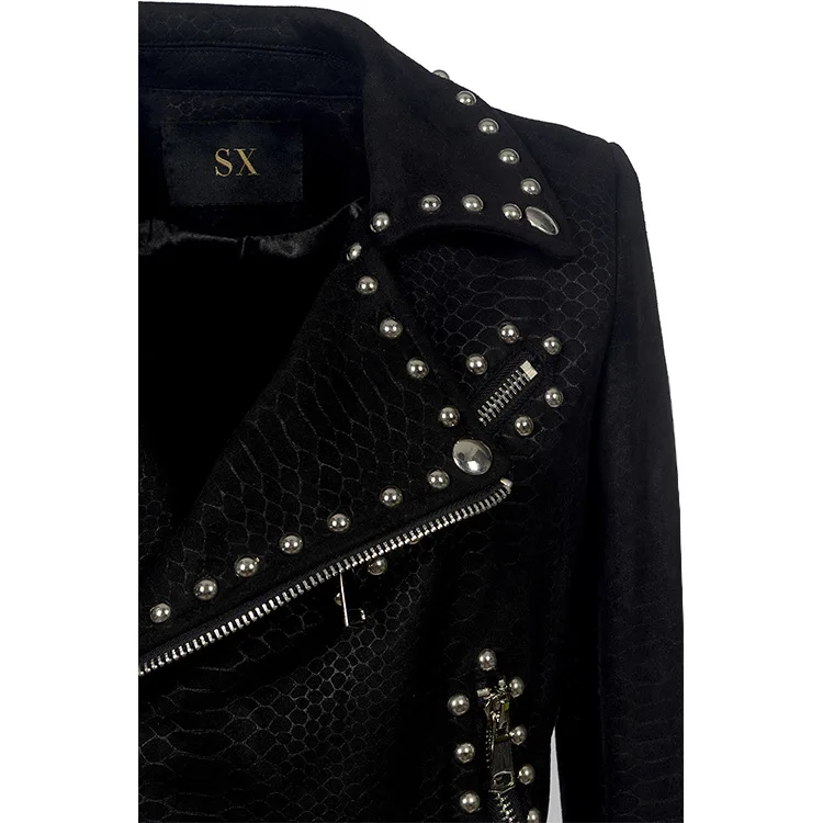 Женская кожаная куртка в стиле стимпанк приталенный крой короткое уличное