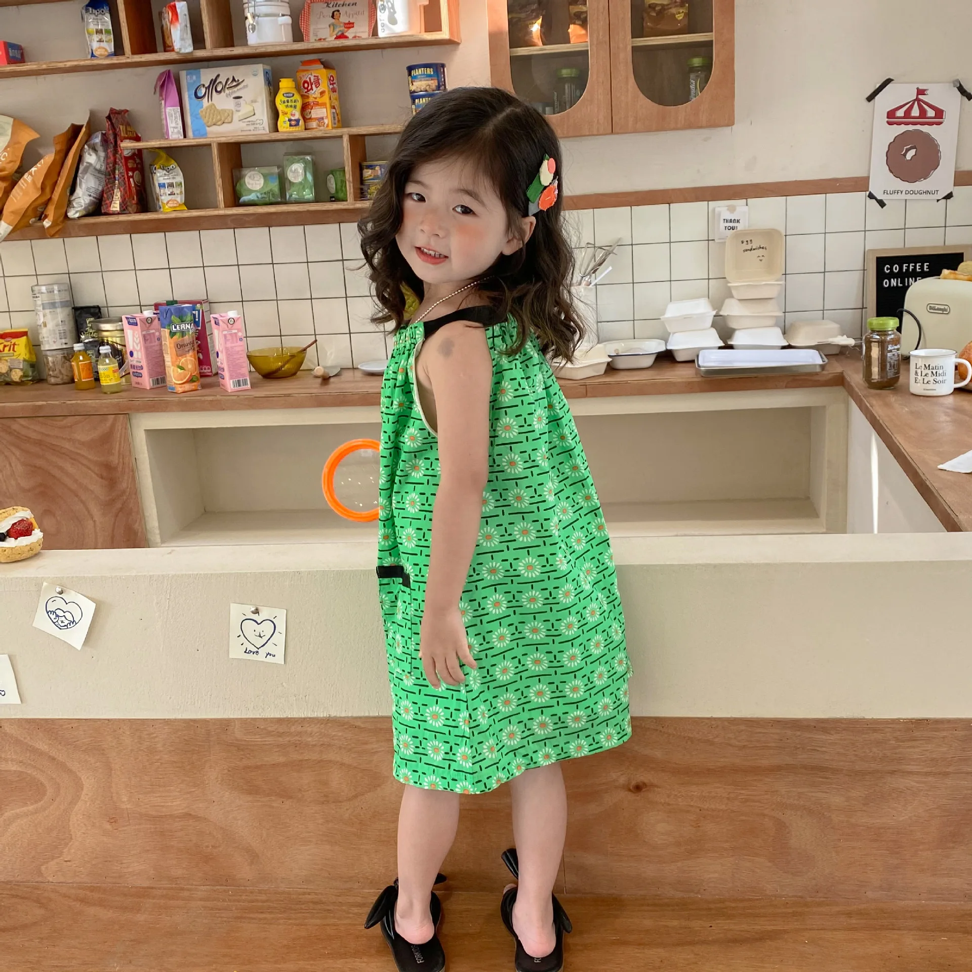 

Little Wrinkled Chrysanthemum Korean Style Girl Summer Thin Green Floral A-Line Skirt Large Swing Tank Dress Suspender Dress