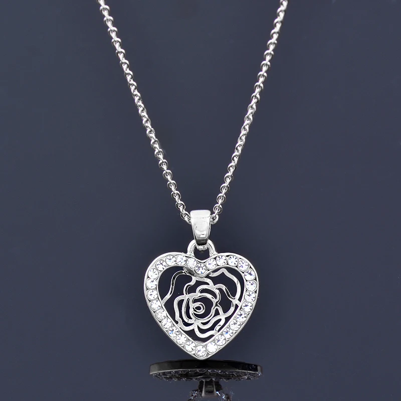 

KIOOZOL Charm Hollow Rose Crystal Love Pendant Choker Necklace for Women Hot Selling Jewelry New Arrival 2022 224 KO1