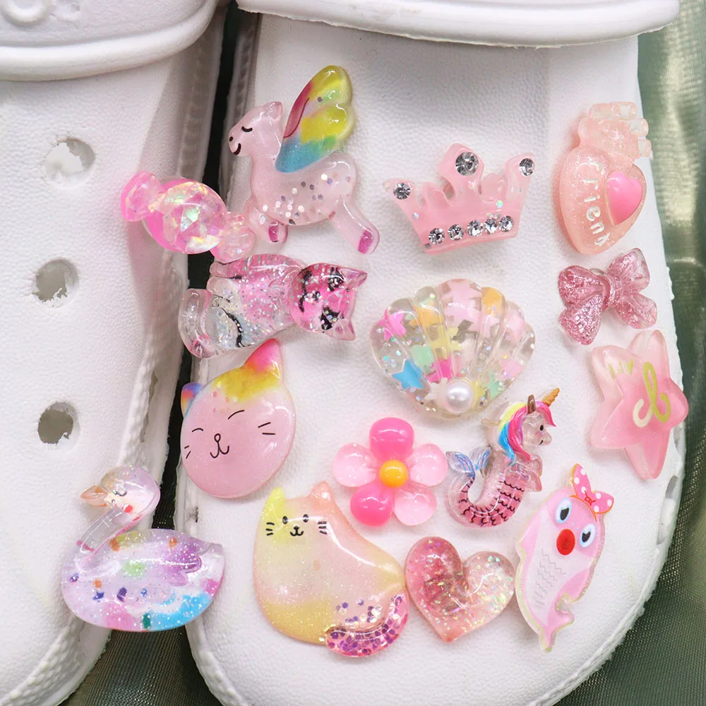 

Mix 50PCS Resin Shoe Charms Bow Candy Crown Cat Horse Flower Heart Shell Duck Star Croc Slipper Accessories Fit Wristbands