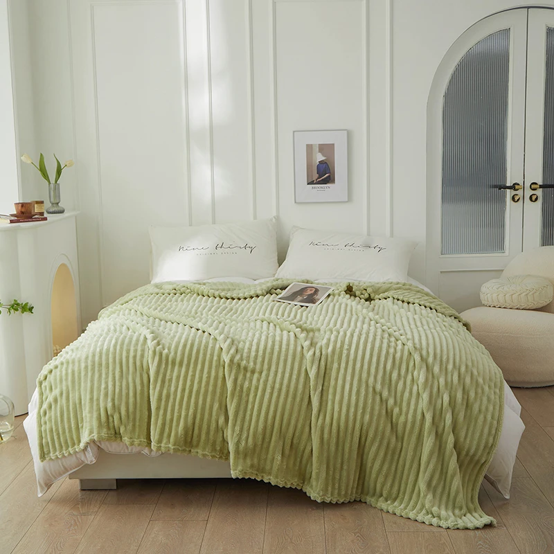 Одеяло однотонное в белую полоску мягкое флисовое покрывало для односпального