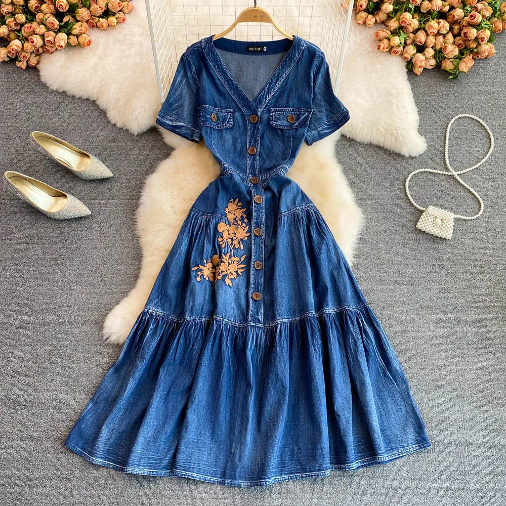 

Женское джинсовое платье с вышивкой, элегантное облегающее однобортное платье-трапеция с V-образным вырезом, модель E031 в Корейском стиле на ...