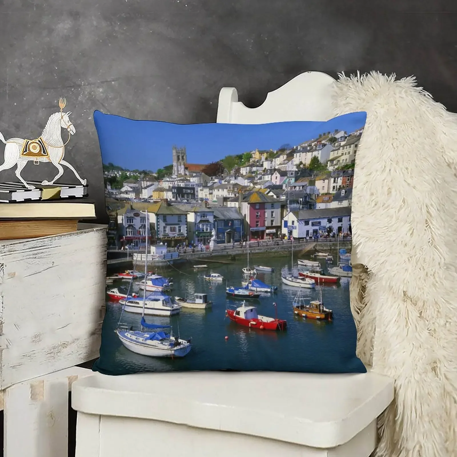 Декоративная подушка Brixham Harbour рождественская для дома рождественские украшения