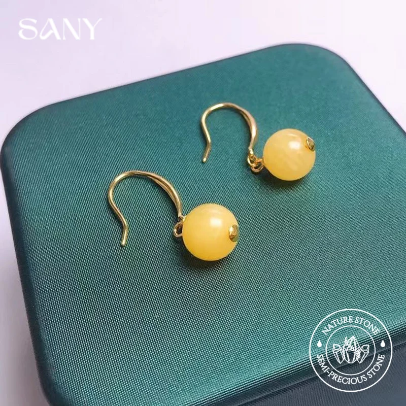 

Chicken Oil Yellow Old Beeswax Amber Earrings Women's Round Bead Earrings S925 Silver Ear Pins