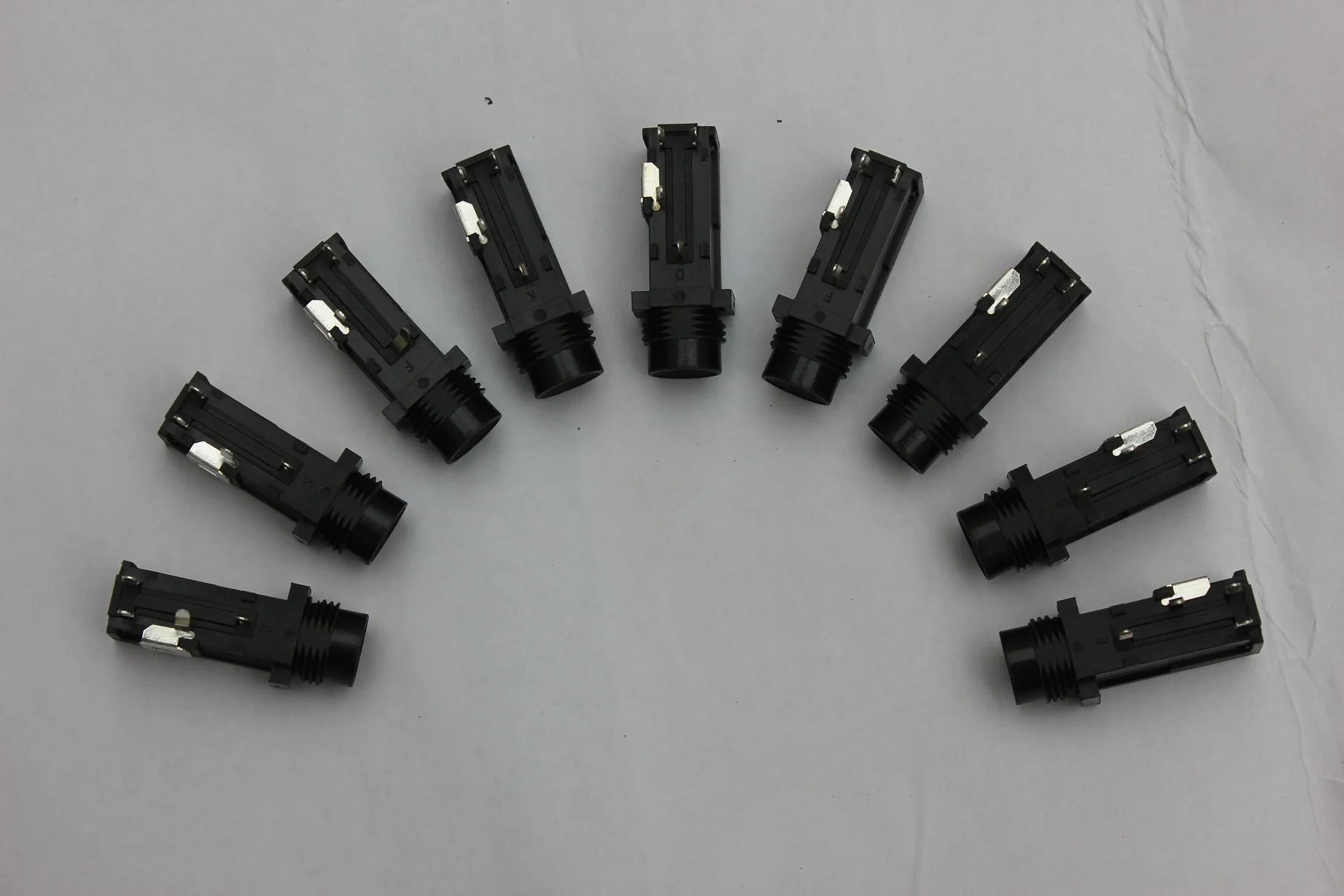 Электронный синтезатор орган KORG PA50 PA80 Yamaha Roland