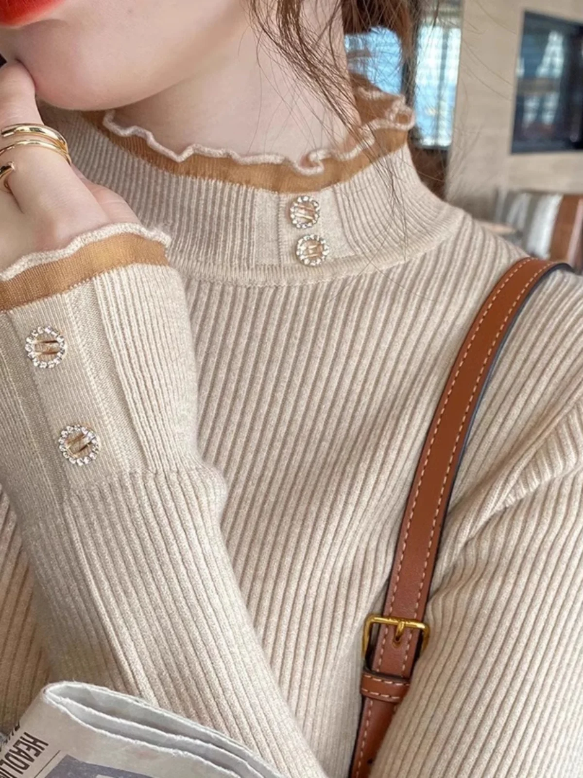 Белая нижняя рубашка с высоким воротником женская осенне-зимняя в стиле вестерн