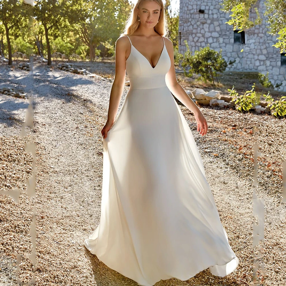 

Женское шифоновое платье с V-образным вырезом, открытой спиной и шлейфом