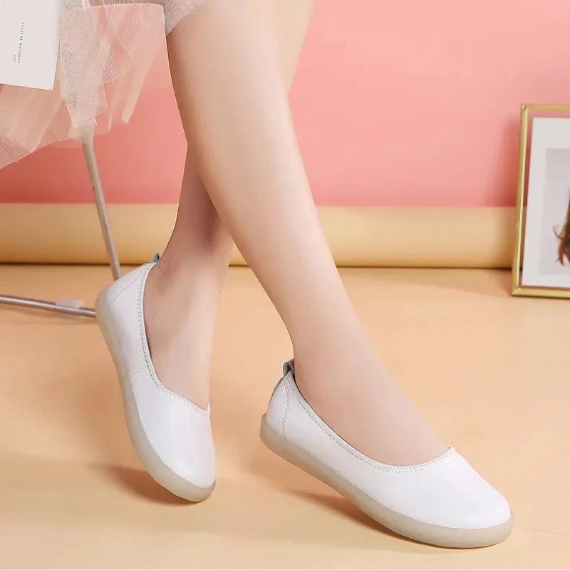 Women Ballet Flats Shoes White Shoes Casual Breathable Slip-on for Office Work Boat Shoes Loafers Ladies Lightweight Footwear