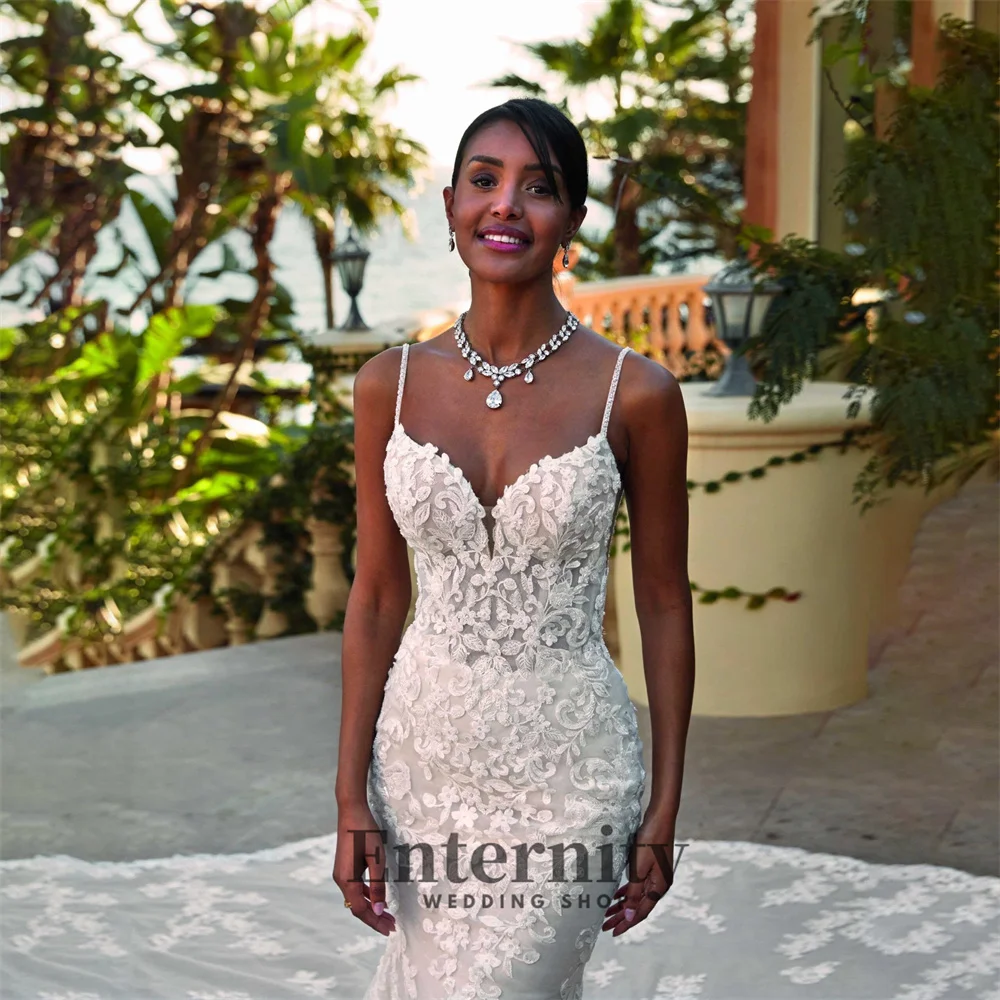 Очаровательное кружевное свадебное платье А-силуэта с аппликацией сексуальное