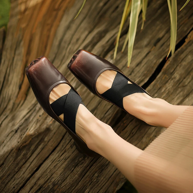 НОВАЯ весенняя женская обувь. Женские кожаные туфли с квадратным носком на