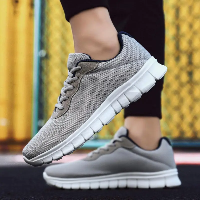 

Кроссовки мужские спортивные камуфляжные, плоская подошва, для бега, размер 47