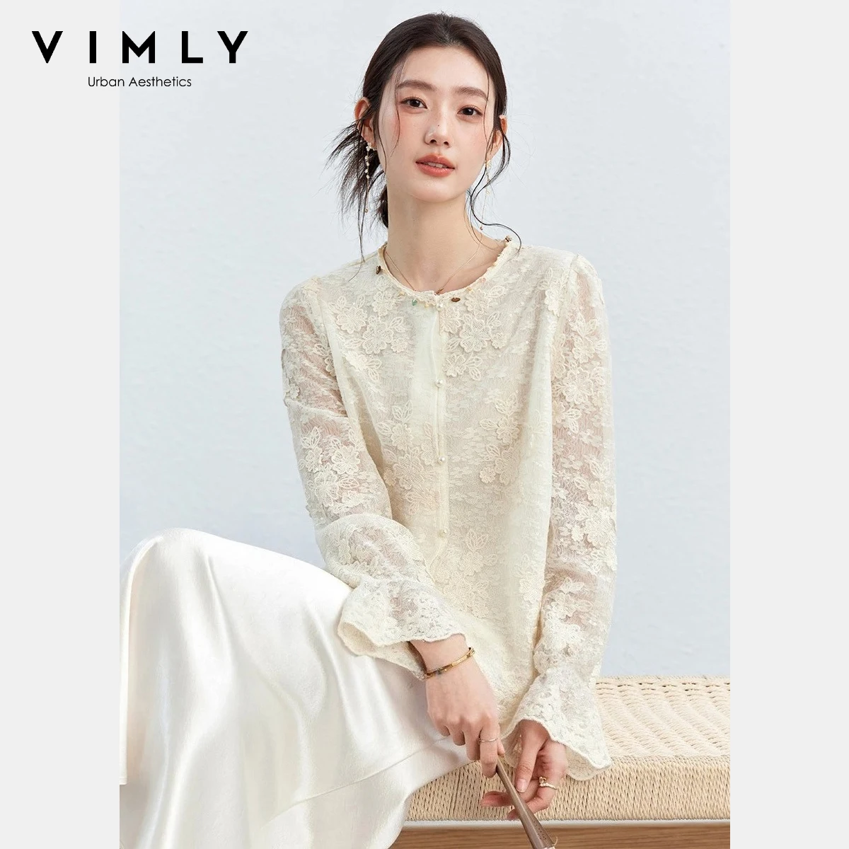 Фото Женская блузка VIMLY Apricot Lace, весна 2026, новая коллекция, с круглым вырезом, цветочной вышивкой, фестончатым краем, в французском стиле, элегантная повседневная рубашка A5236 №1