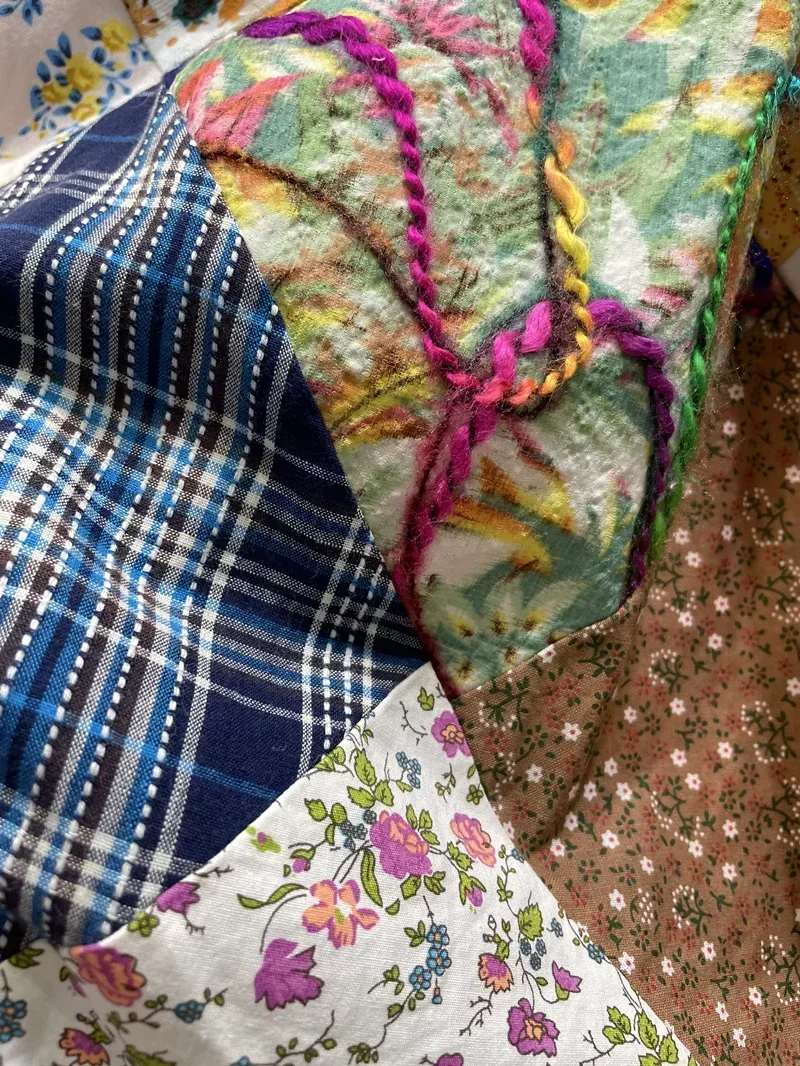 Летнее винтажное хлопково-льняное платье на тонких бретельках в стиле пэчворк Wura