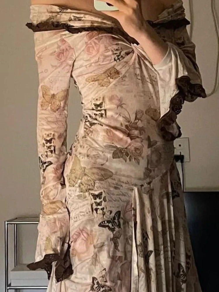 Женское платье с рукавами-бабочками приталенное асимметричное в стиле Харадзюку