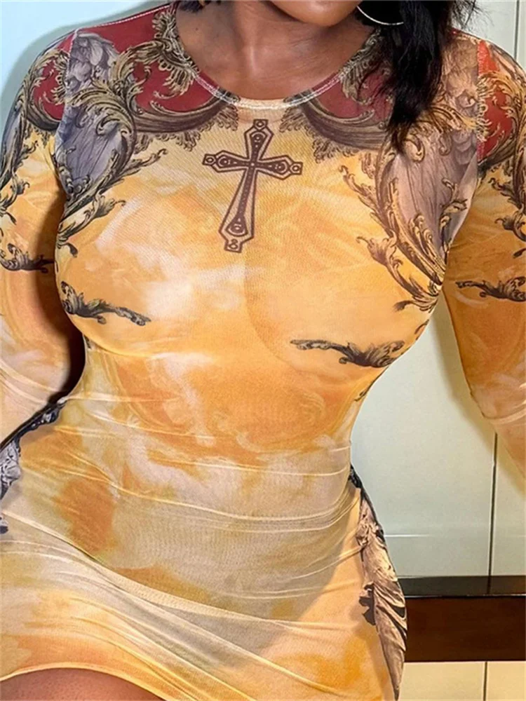 Simenual 90-х годов прозрачное мини-платье с длинными рукавами и цифровым принтом в