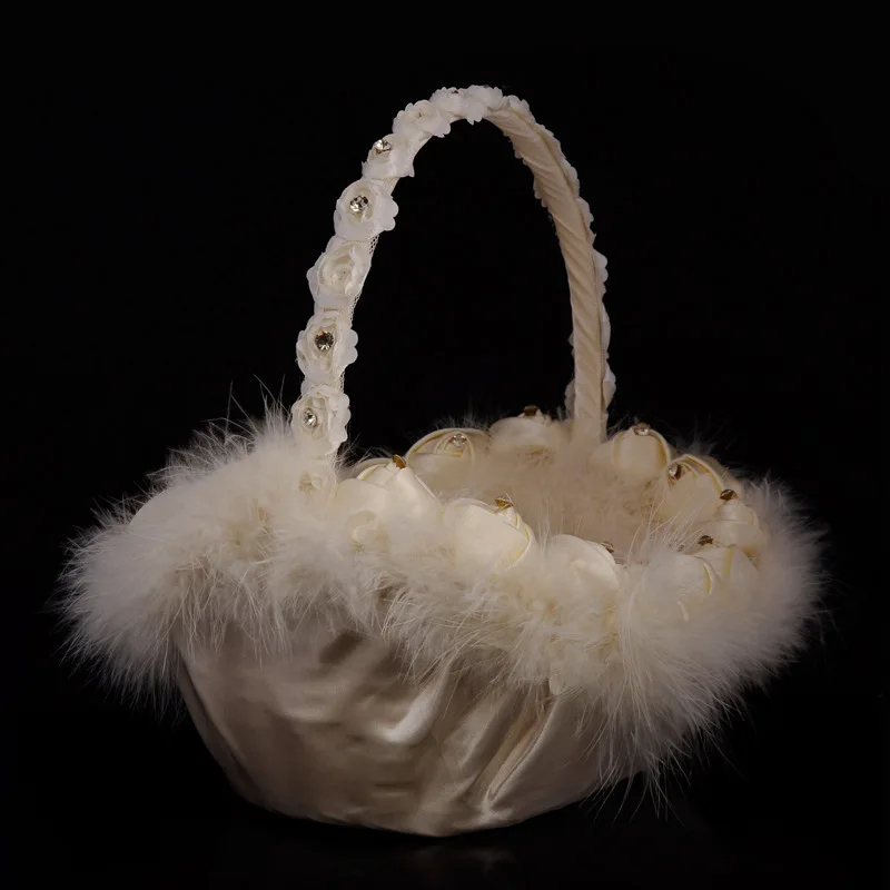 

Western-style Wedding Flower Ostrich Hair Rose Handmade Flower Basket Bridesmaid Portable Basket Wedding Decoration Supplies