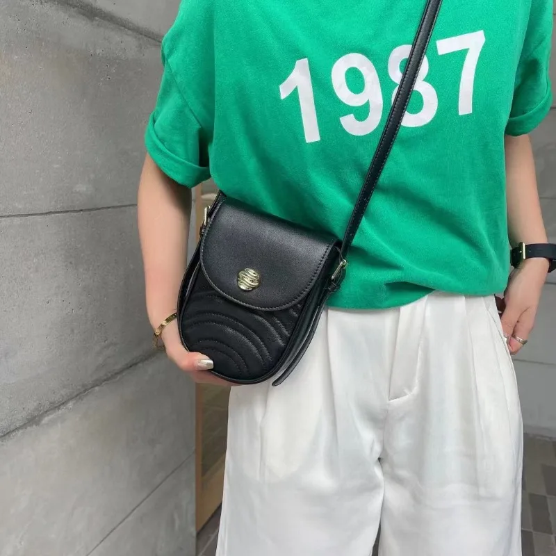 Новинка 2024 милая сумка через плечо повседневная универсальная однотонная