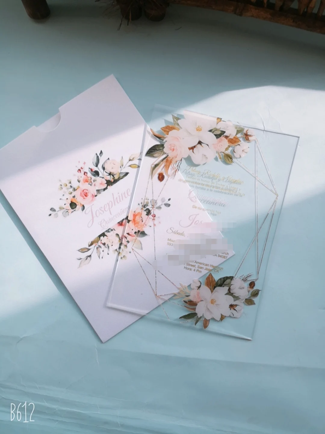 

10 шт., акриловые свадебные пригласительные открытки с золотым принтом и конвертом