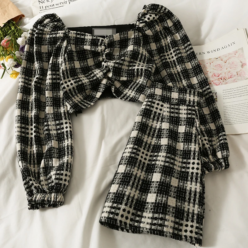 

Vintage Wool Plaid 2 Pieces Women Skirts Sets Autumn 2022 Puff Sleeved Pullovers And A-Line Mini Slim Sexy Female Clothing Suits