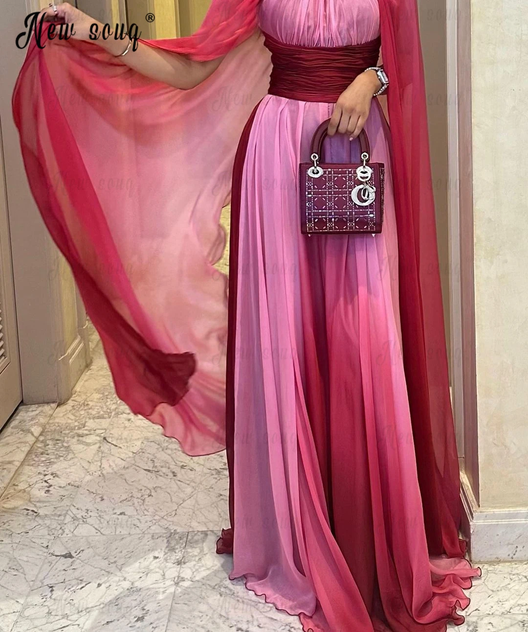 Шифоновые розово-красные платья для выпускного вечера с длинным