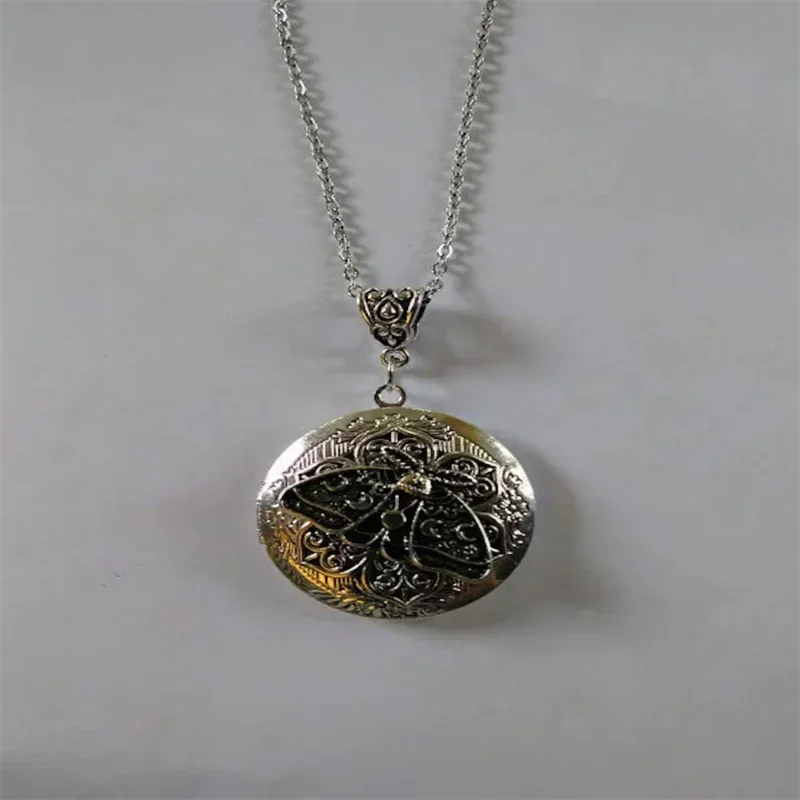 Цепочка-медальон Luna Moth отличный подарок на день рождения Рождество День