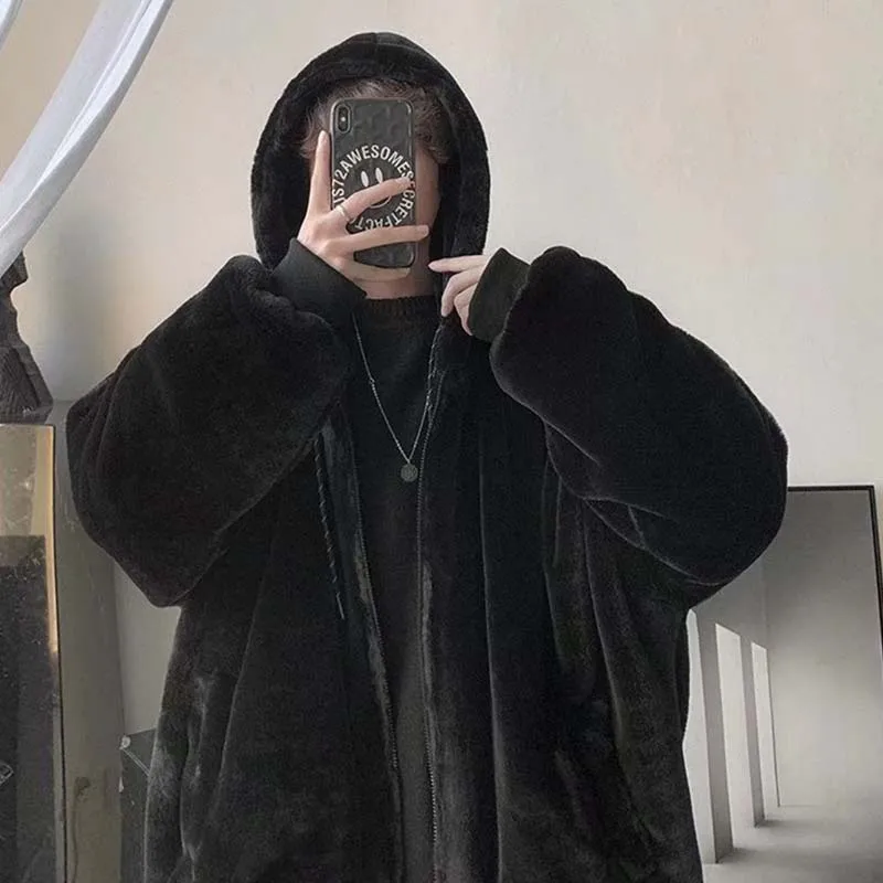 Короткая стильная женская парка с капюшоном двухсторонняя теплая из овечьей