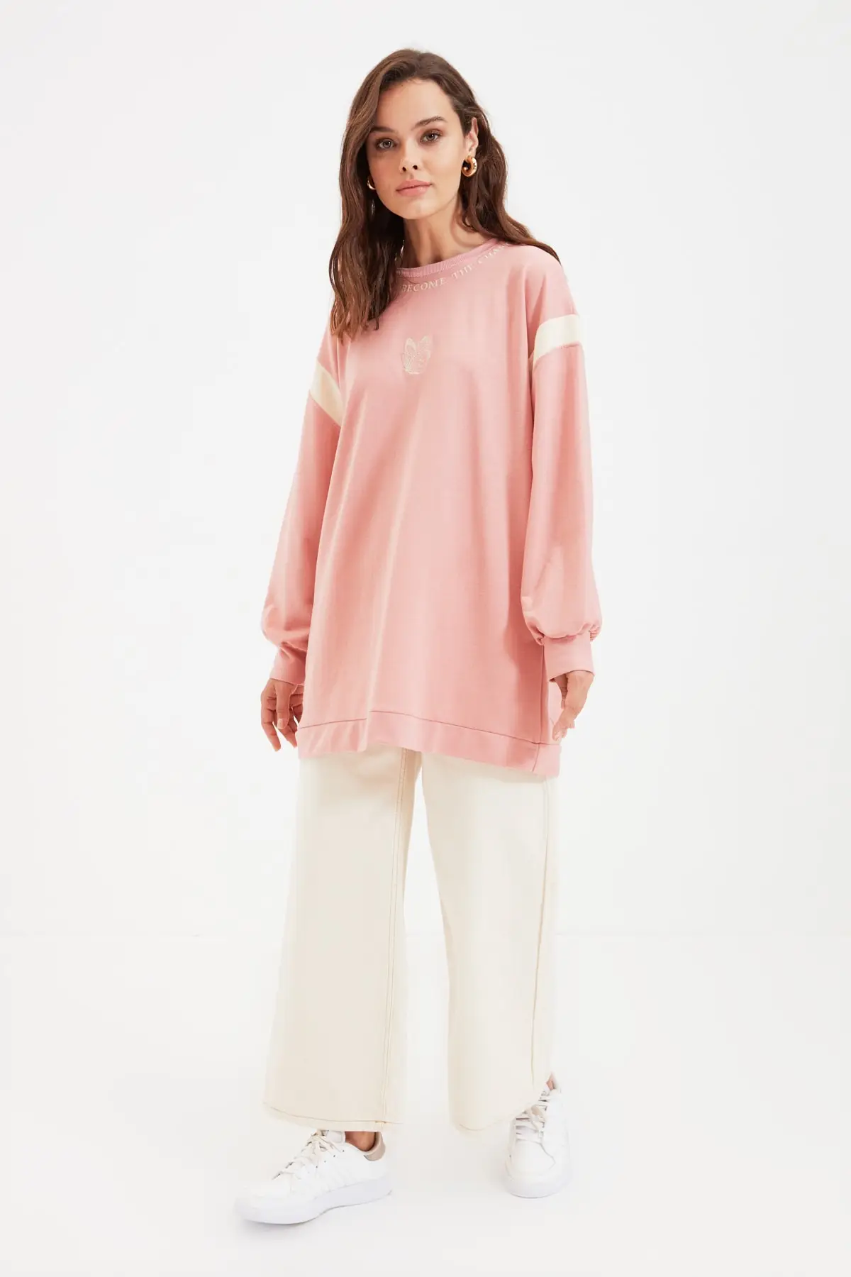

Trendyol Knitted Sweatshirt TCTAW22TW0012