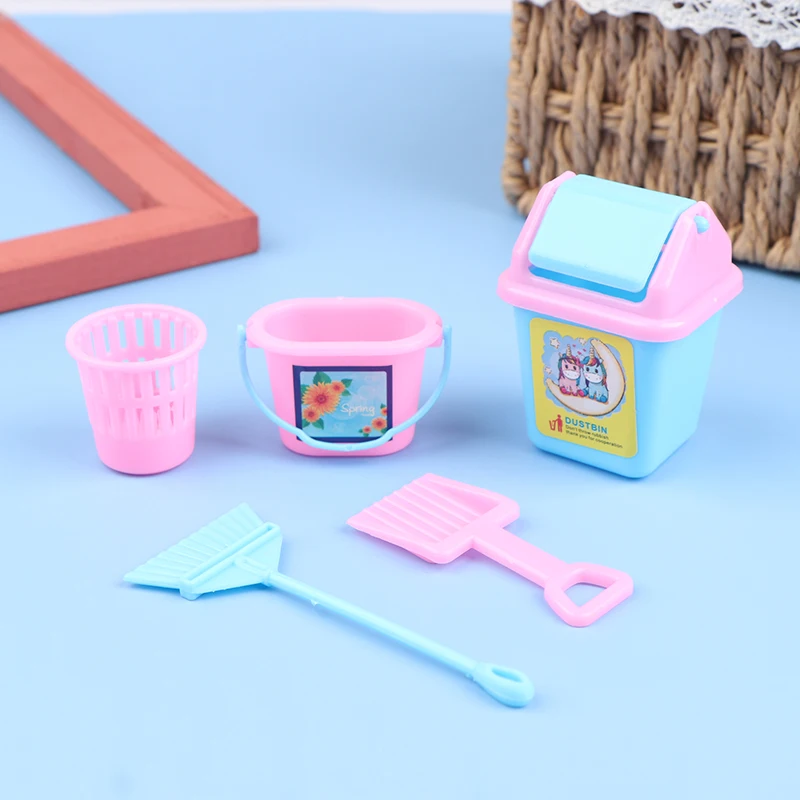 

5pcs/set Mini Doll Accessories Household Cleaning Tools for Kids Educational Toy