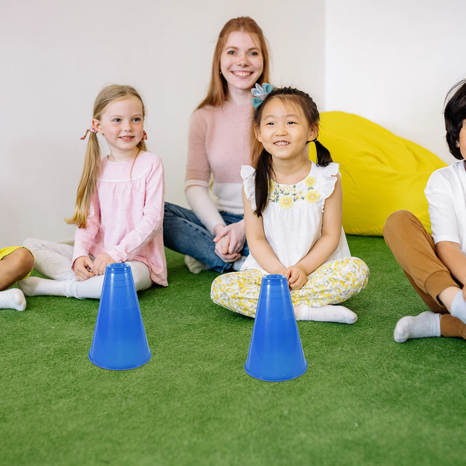 Рисунок 6 - развлекательные мегафоны