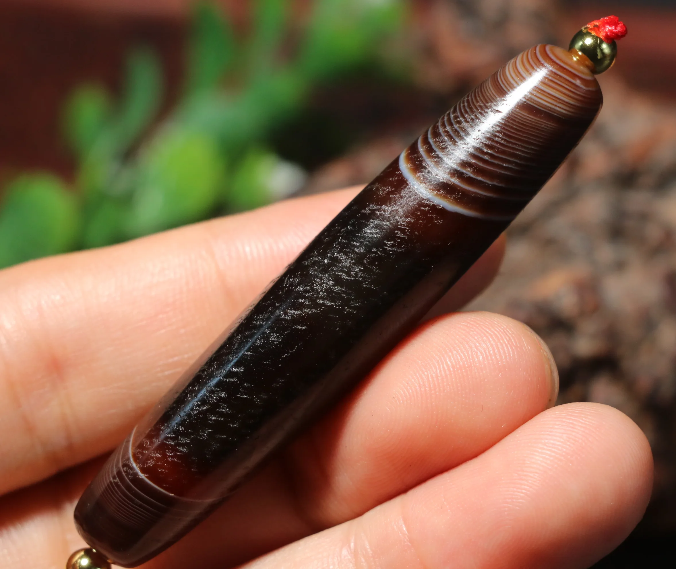 

Treasure Energy Tibetan Old Agate Deep Color Natural Silkworm Stripe Long dZi Bead Amulet LKbrother Sauces Top Quality