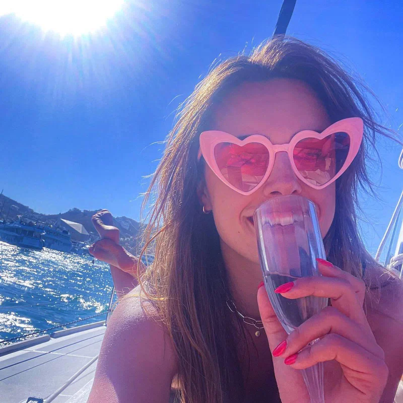 

New Heart Shape Sunglasses Women's Brand Designer Personality Sun Glasses Summer Outdoor Leisure Eyewear UV400 Oculos De Sol