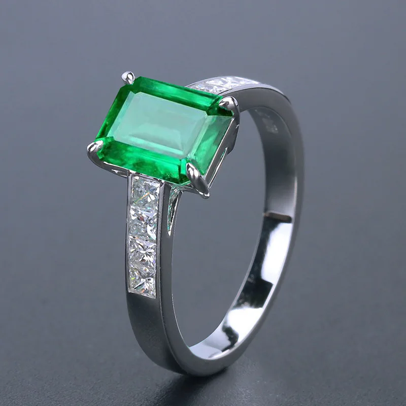 

Европейский и американский темперамент простой инкрустированный Цирконий прямоугольный Изумрудный цвет драгоценный камень Открытое кольцо для женщин