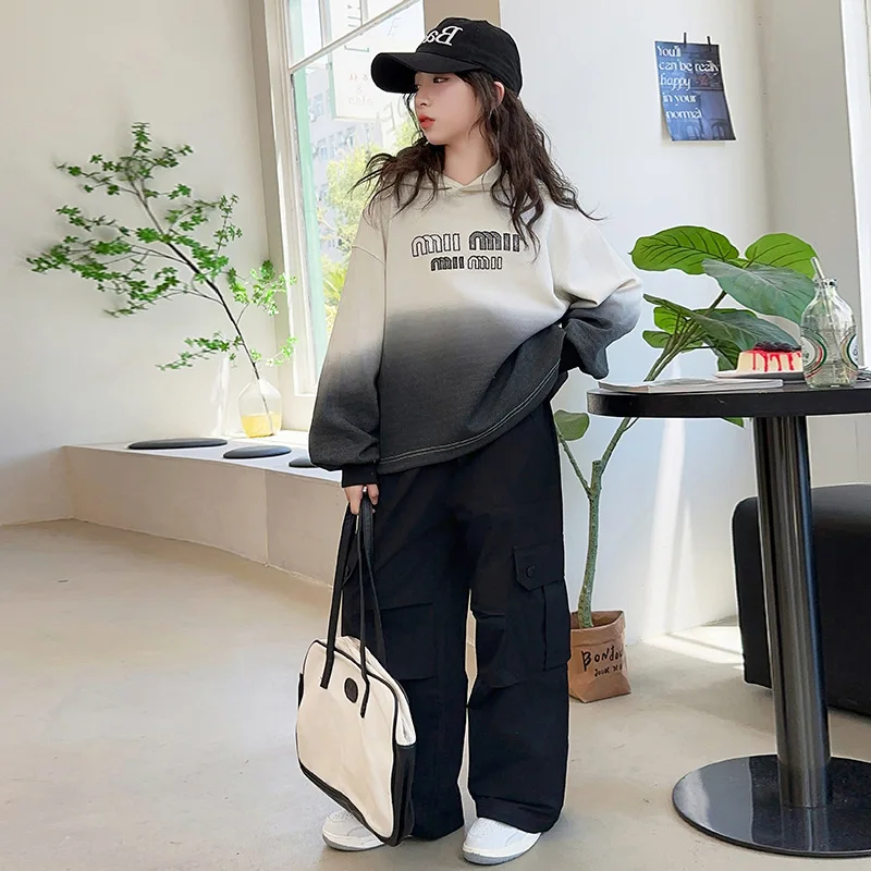 Комплект одежды для девочек ZOETOP свитшот с градиентным переходом букв и прямые