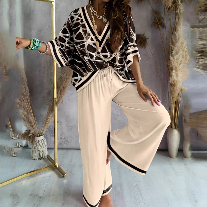

Autumn Loose Casual T-shirts 2 Piece Set Women V-Neck Batwing Sleeve Tops + Tie-Up Elastic Waist Long Pants Print Suits Homewear