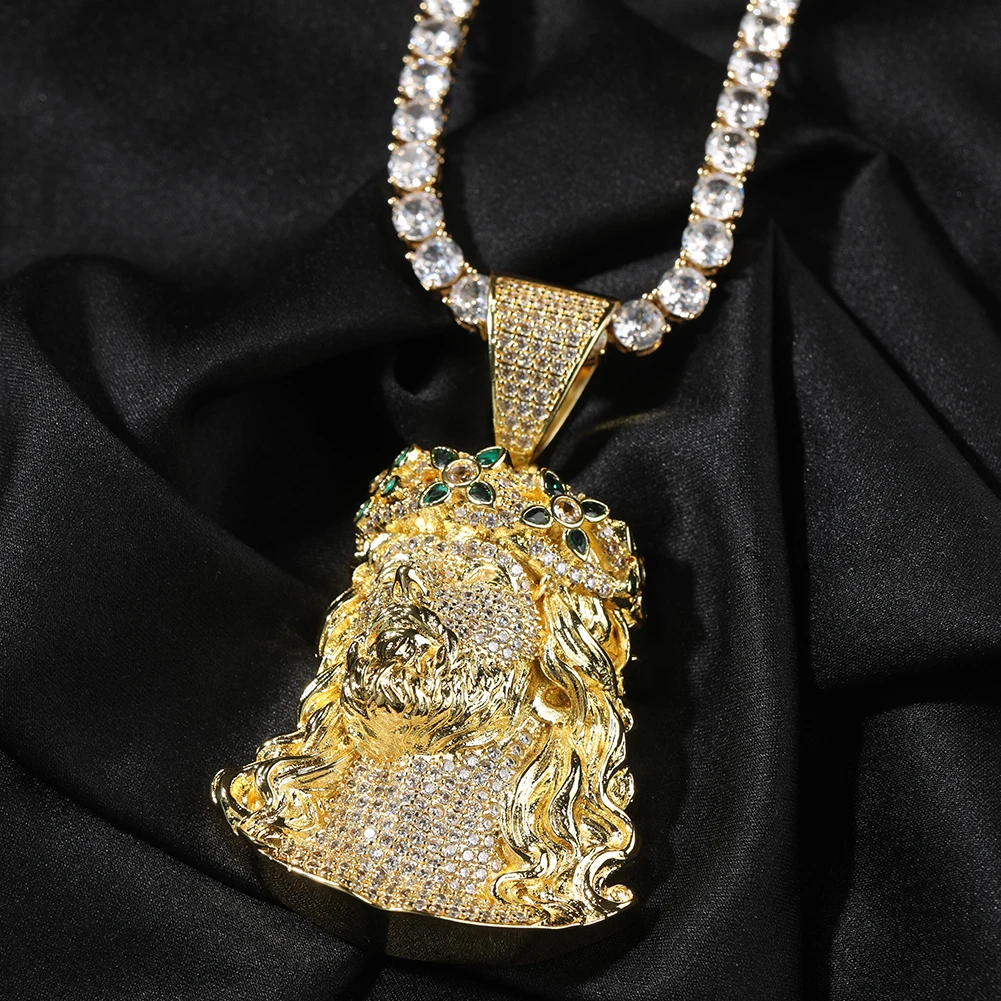 THE BLING KING Религиозный кулон с головой Иисуса Iced Out двухцветный зеленый кубическим