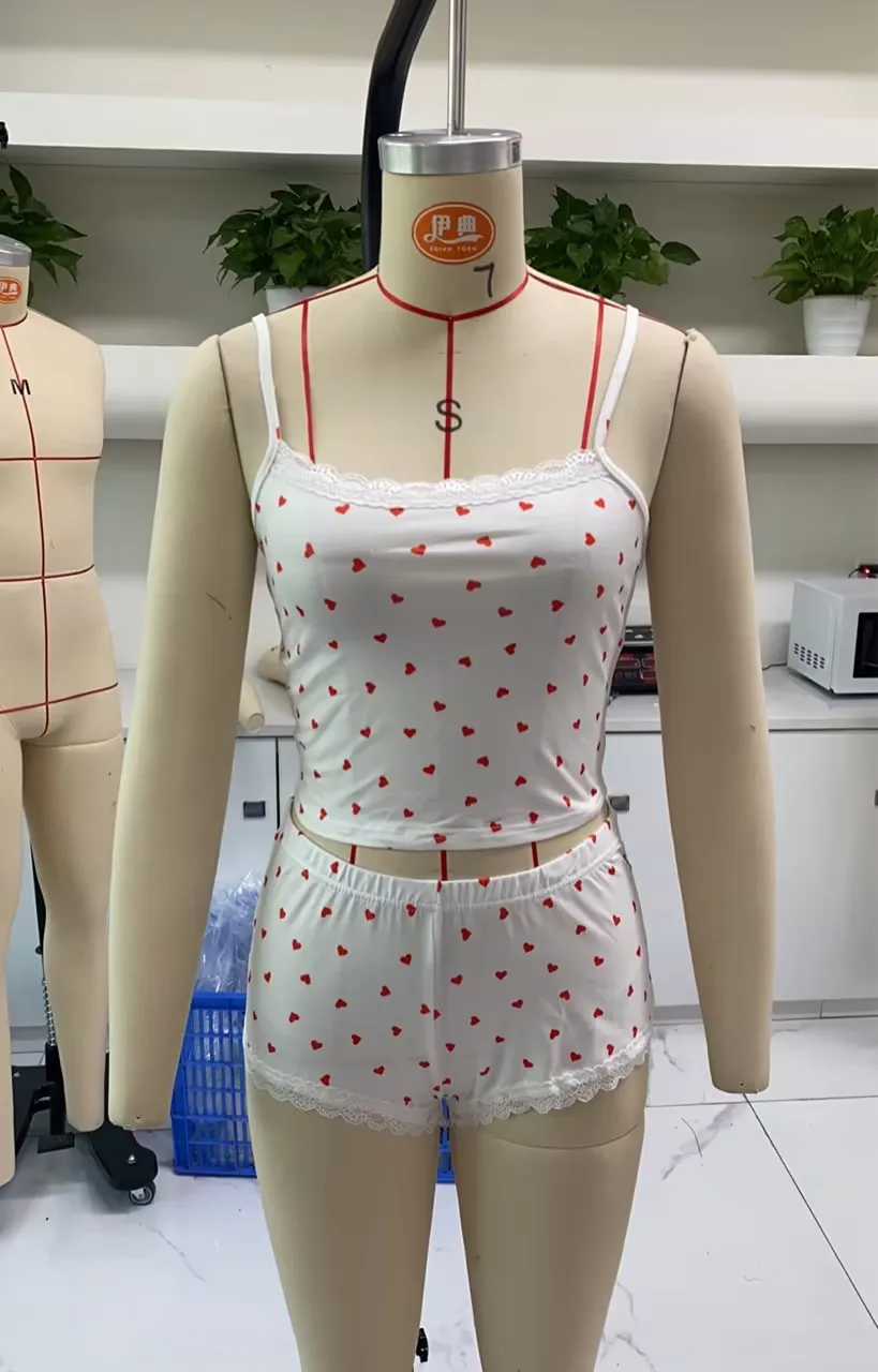 Пижамный комплект Женский Летний из двух предметов кружевная укороченная кофта