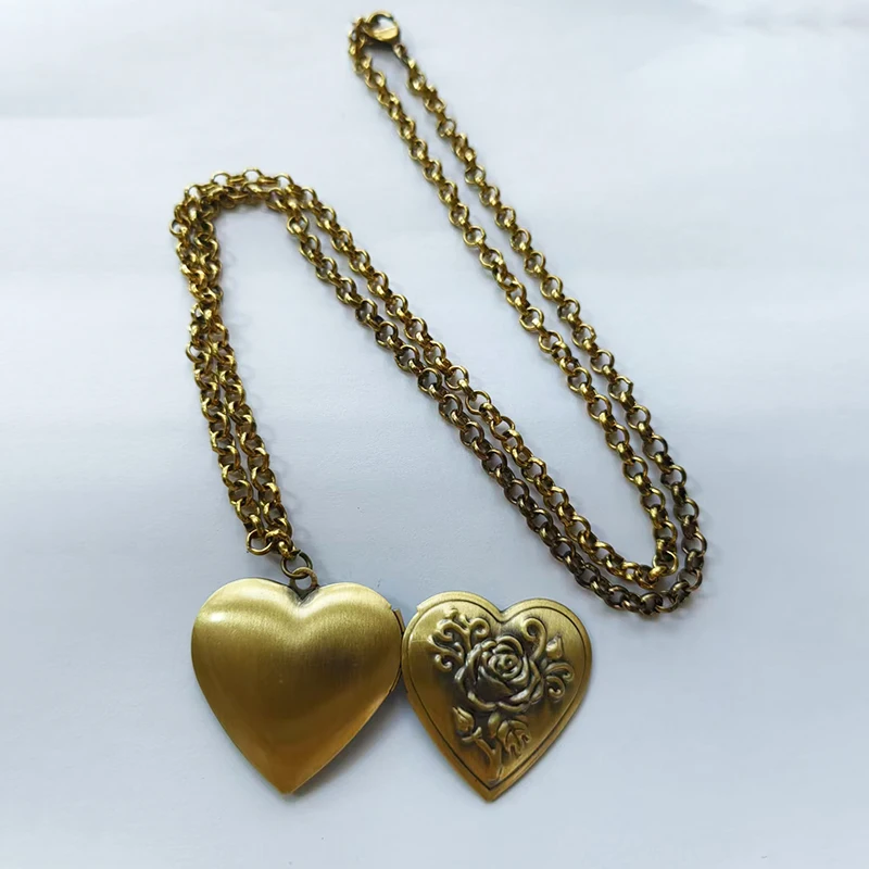 1 шт. античный бронзовый круглый Овальный медальон в форме сердца подвески